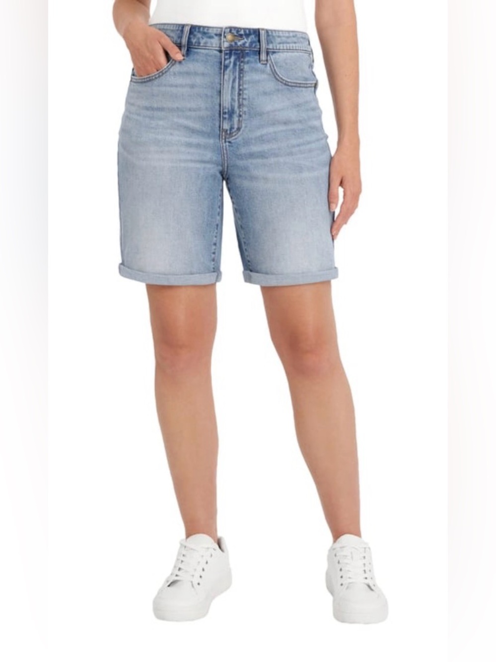 Wrangler Women's High Rise Medium Wash Denim Bermuda Shorts Size 6/28